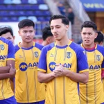 SLNA chính thức ra mắt tân binh Việt kiều Pháp, sẵn sàng 'đại chiến' với Hà Nội FC 1