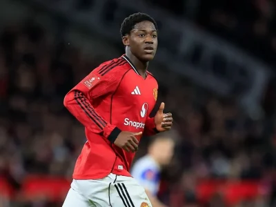 Carrick lật tẩy sai lầm của Amorim: Kobbie Mainoo bị ‘chôn vùi’ ở MU?