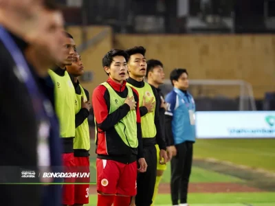 Nguyễn Đình Bắc ‘thổi bùng’ sân Hàng Đẫy, hàng thủ Ninh Bình FC chao đảo những phút cuối