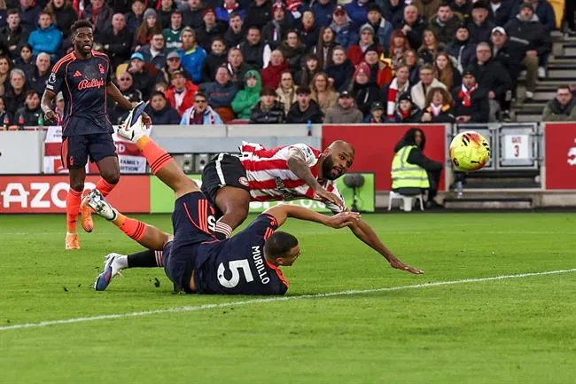 Nhận định Aston Villa vs Brentford (21h00 ngày 12) Điểm tựa sân nhà 2 Nhận định Aston Villa vs Brentford (21h00 ngày 12) Điểm tựa sân nhà 2