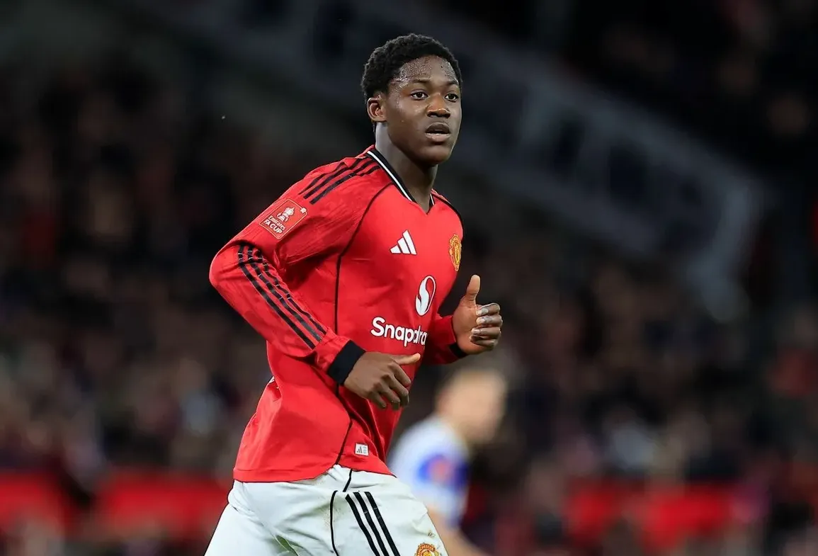 Carrick Amorim từng dùng sai Kobbie Mainoo 1