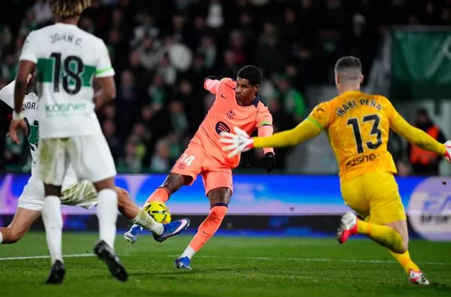 Hansi Flick chưa tiết lộ về khả năng Barca gia hạn với Rashford 1