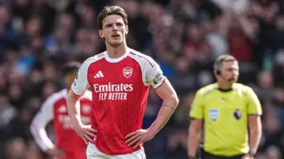 Sóng gió Arsenal: Declan Rice bị 'ném đá' dữ dội, chuyên gia Na Uy chỉ mặt vạch tên sau thất bại sốc trước Bournemouth 1